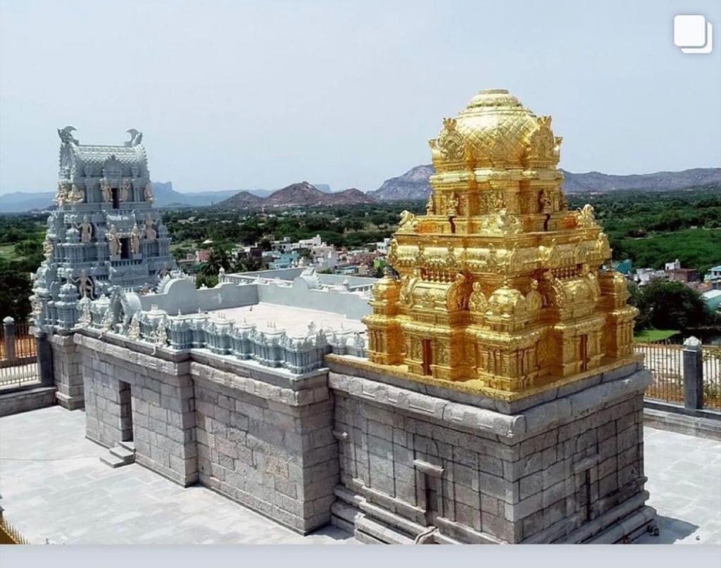 Picture depicting highlighted vimanam in a temple